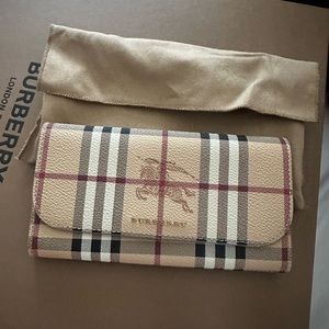 Brand New Burberry wallet